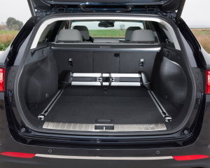 Kia Optima Sportswagon - Interior 16